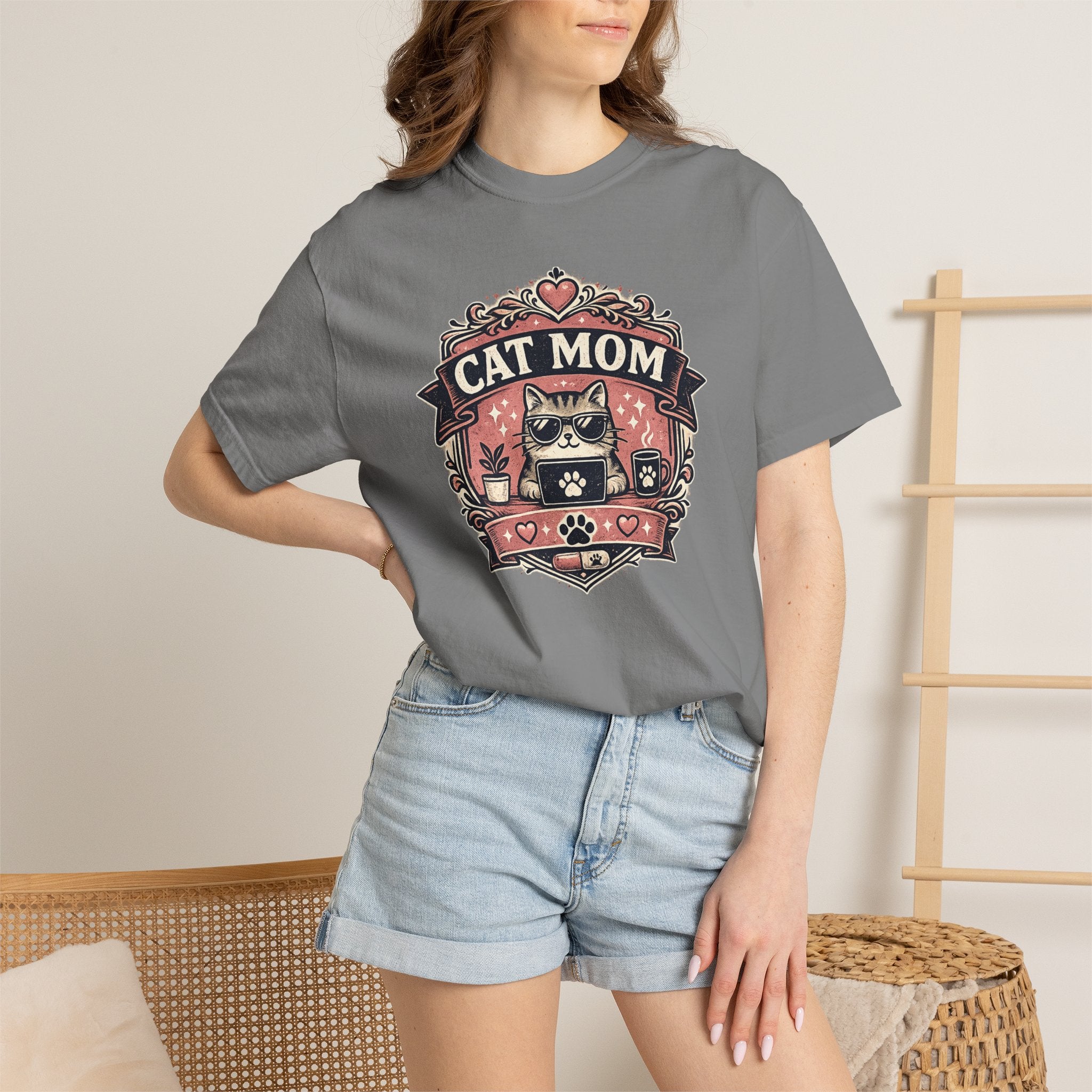 Cat Mom T-Shirt
