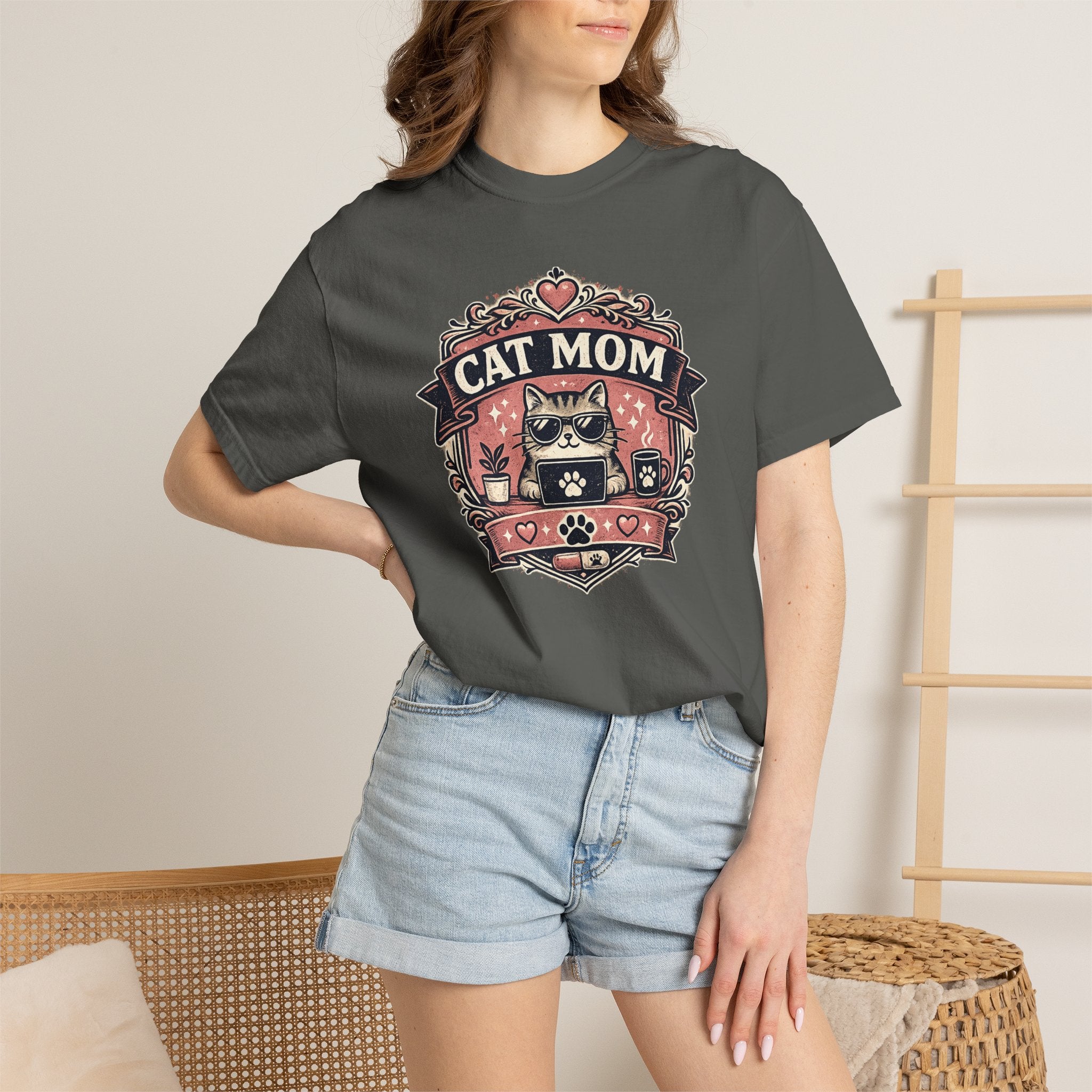 Cat Mom T-Shirt
