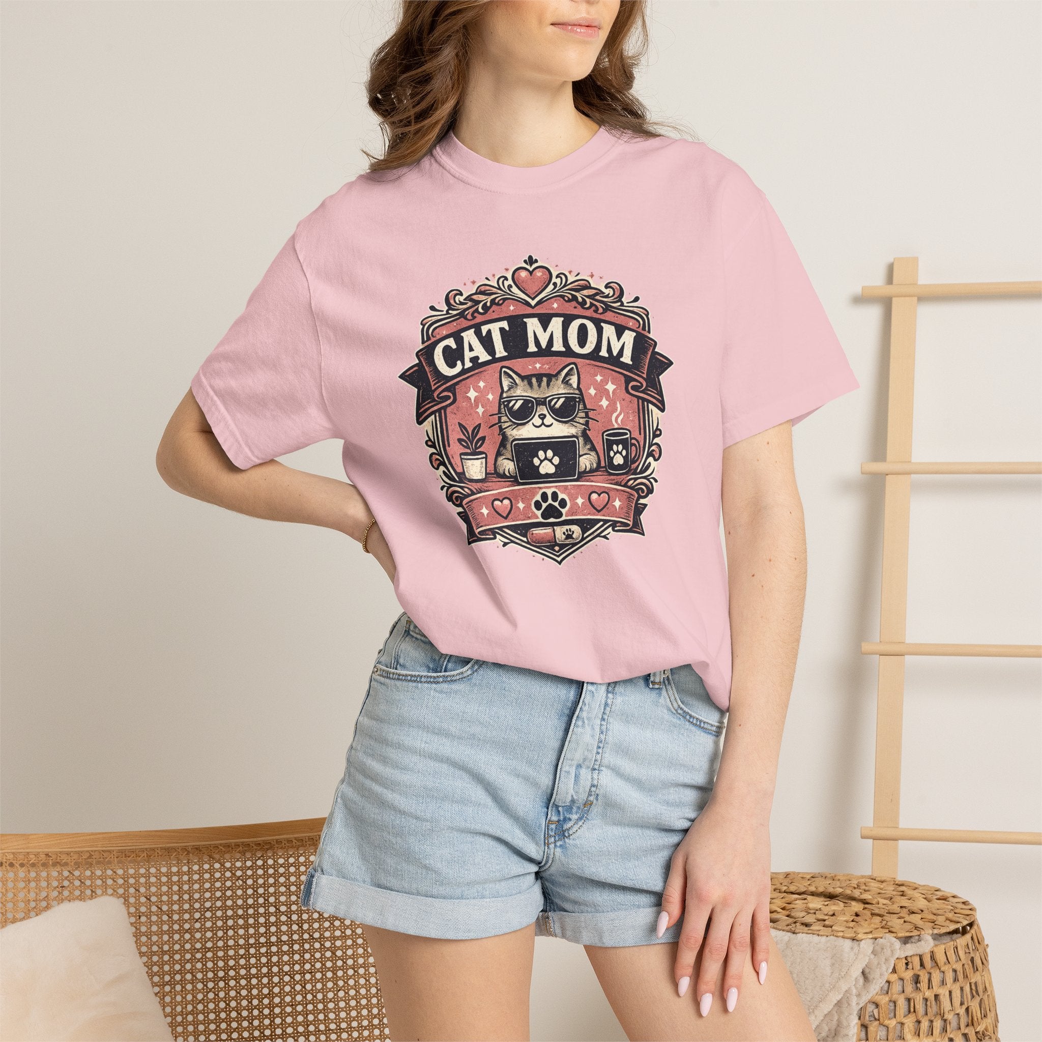 Cat Mom T-Shirt