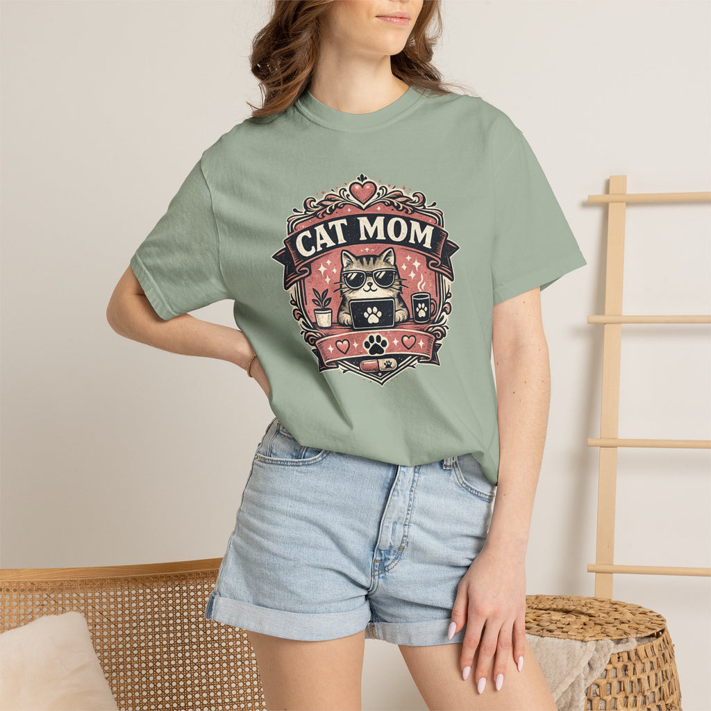 Cat Mom T-Shirt