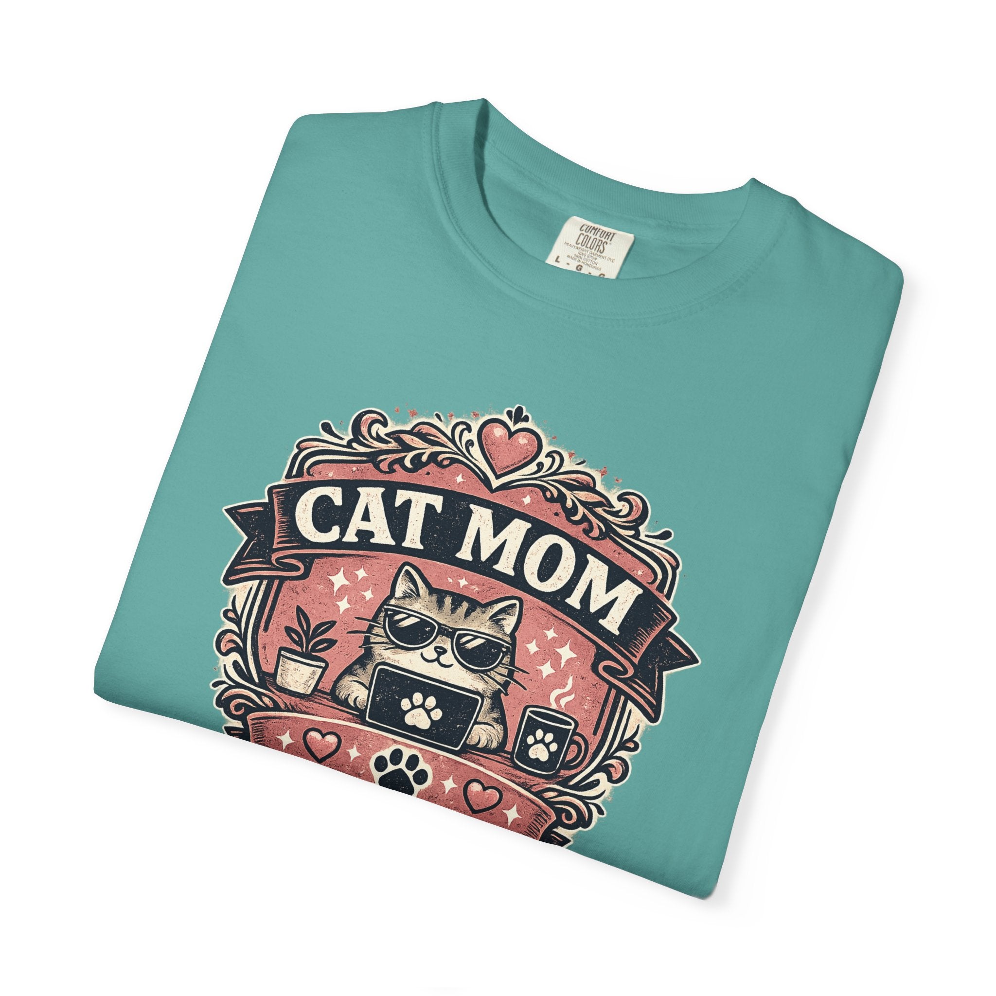 Cat Mom T-Shirt